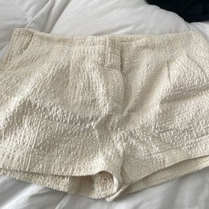 Pleaated beige H&M conscious collection shorts size 6